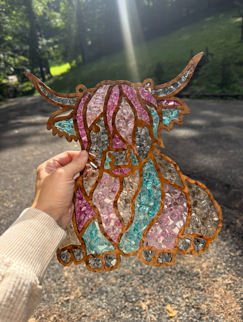 DIY Highland Cow Crushed Glass Suncatcher