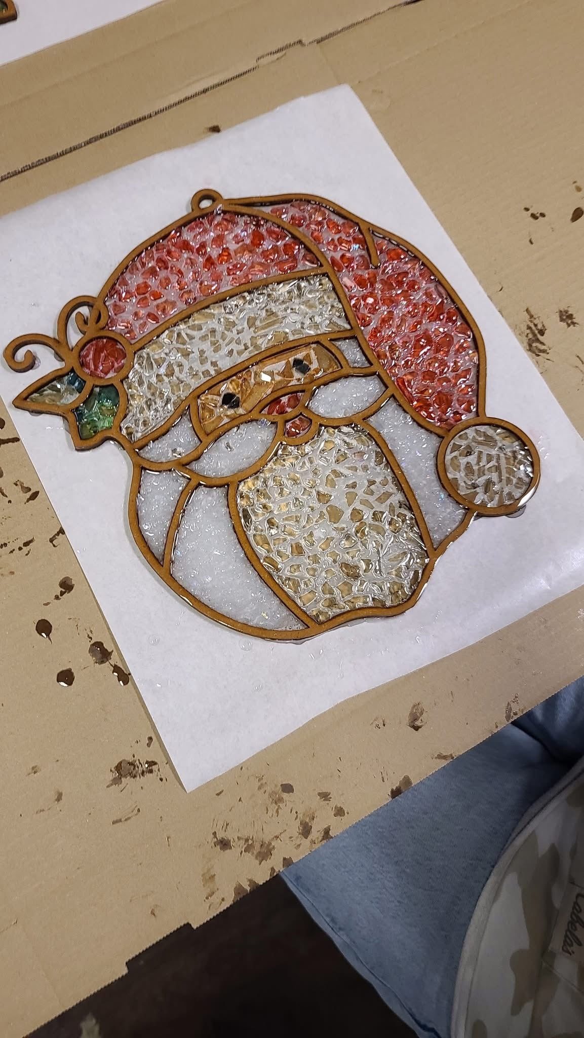 DIY Santa Head Crushed Glass Suncatcher