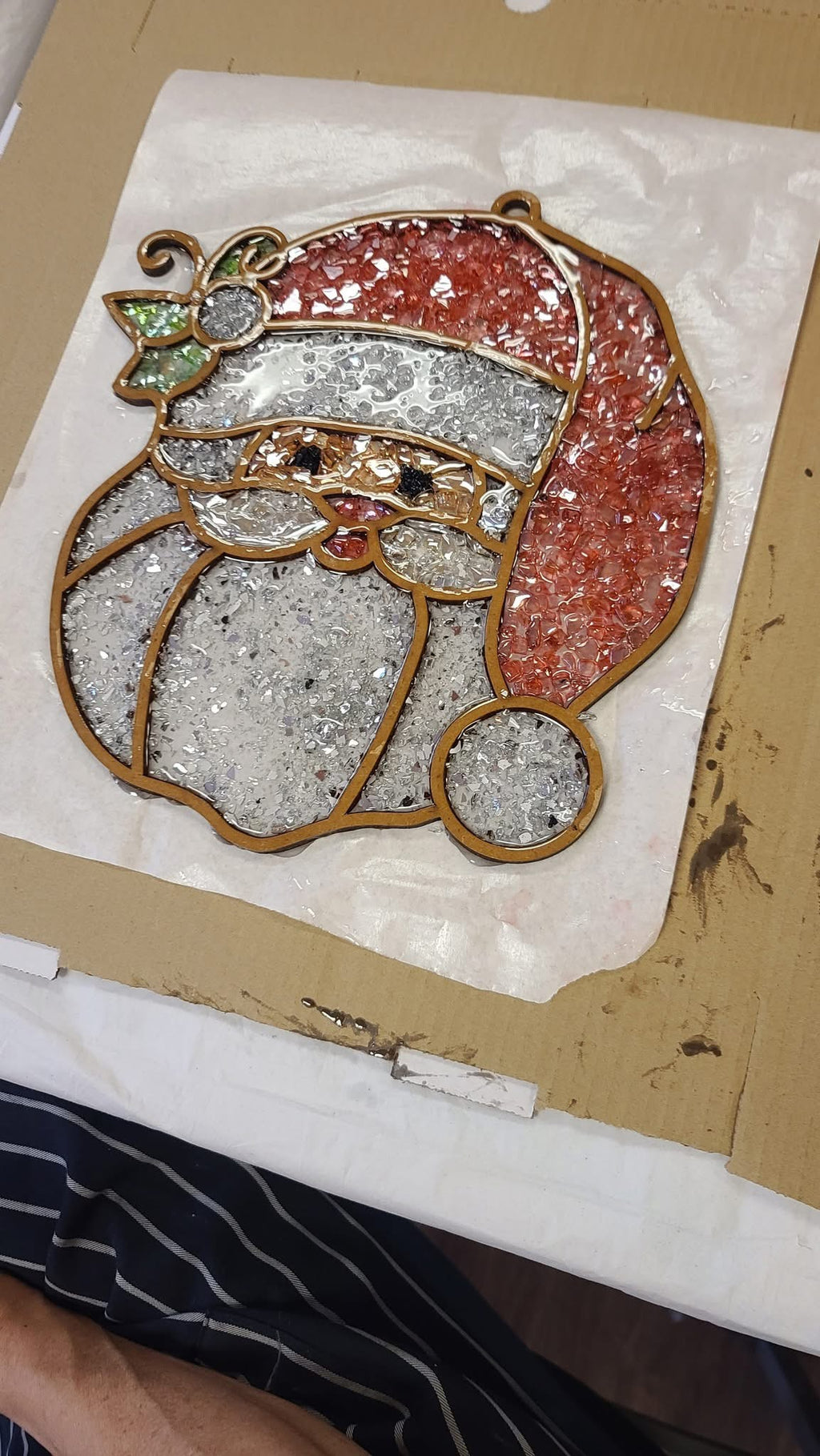 DIY Santa Head Crushed Glass Suncatcher