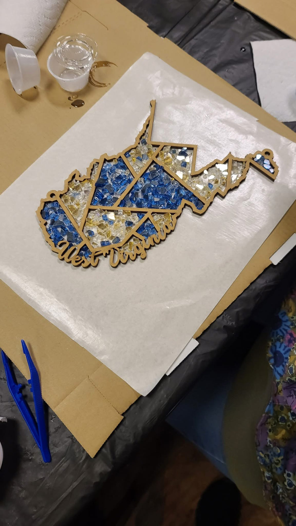 DIY West Virginia Crushed Glass Suncatcher