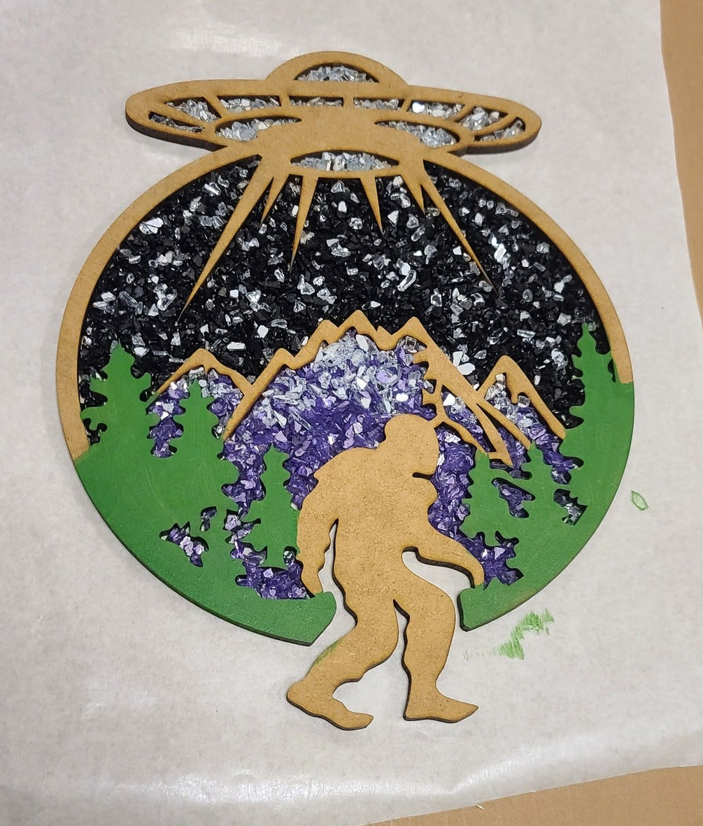 DIY Big Foot Crushed Glass Suncatcher