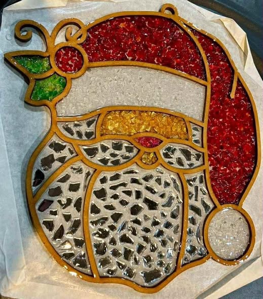 DIY Santa Head Crushed Glass Suncatcher